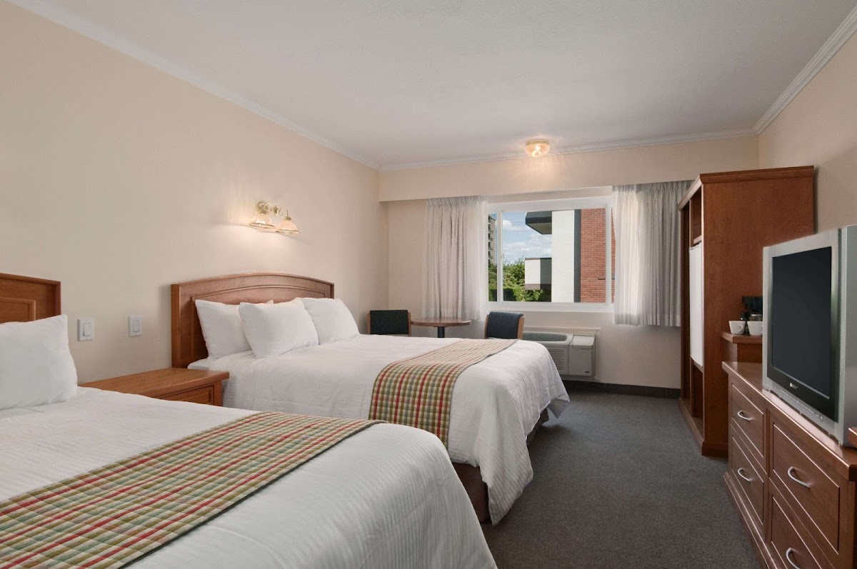 Travelodge by Wyndham Kamloops photo 2