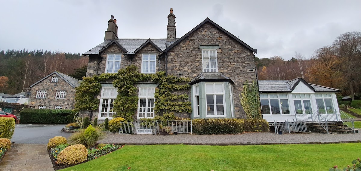 Lyzzick Hall Hotel