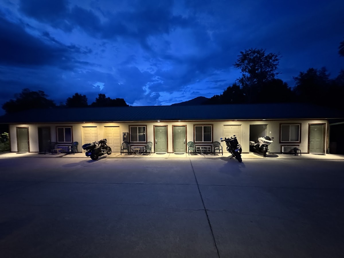 Two Wheel Inn