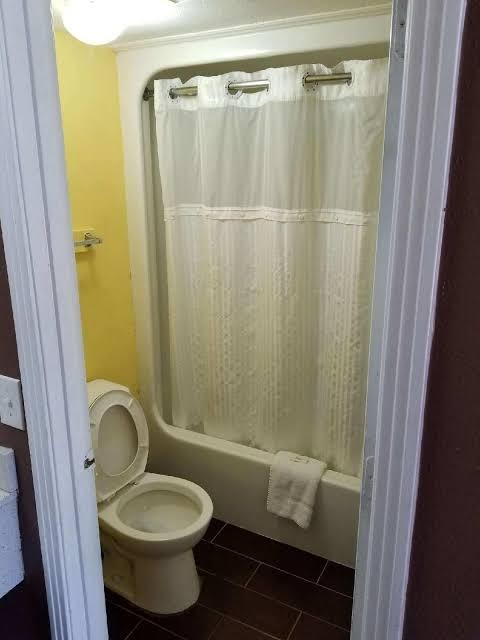 Hermitage Inn photo 3