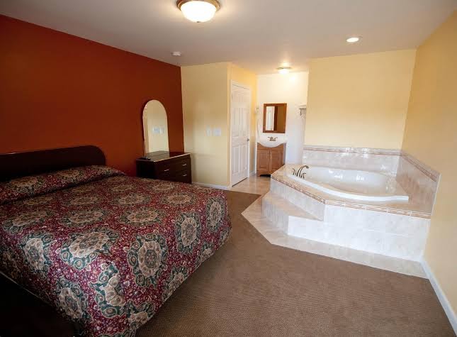 At 9 Motel photo 2