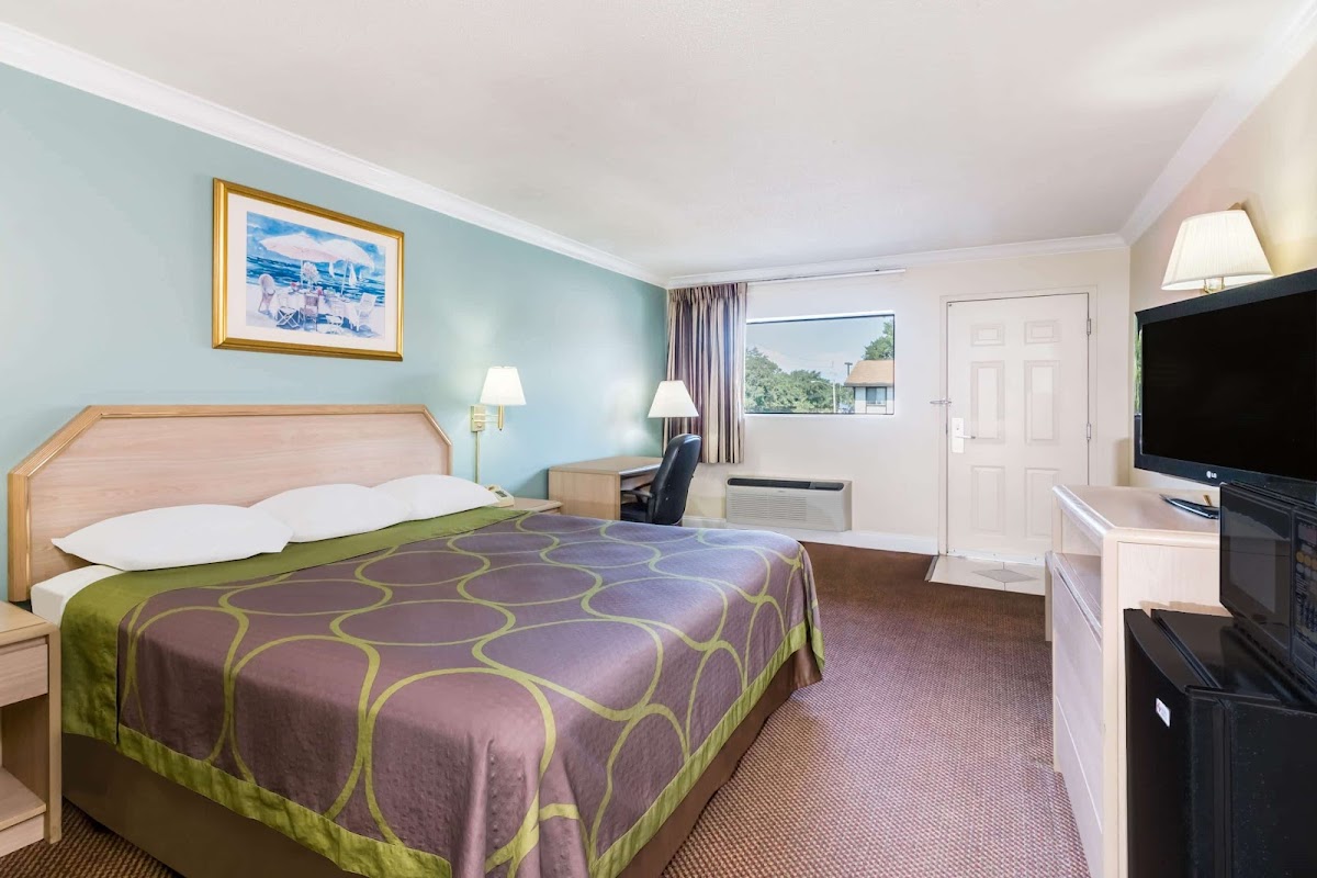 Super 8 by Wyndham Ft Walton Beach photo 2