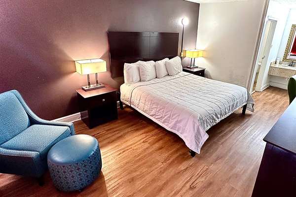 Travelodge by Wyndham Baton Rouge East photo 2