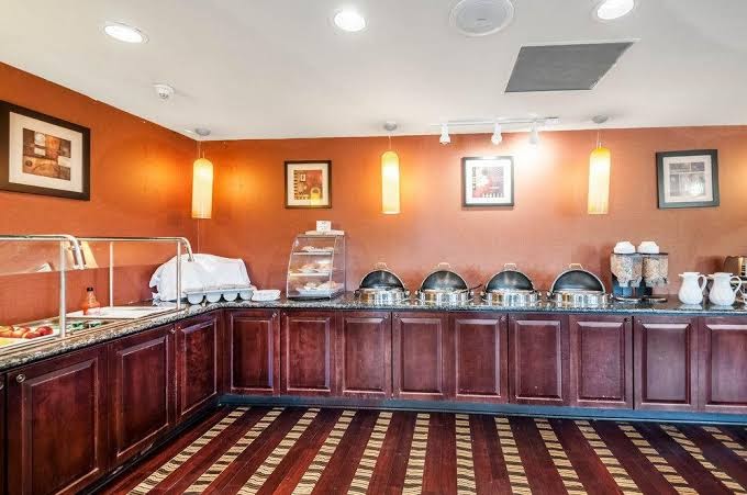 Clarion Hotel & Conference Center Leesburg photo 3