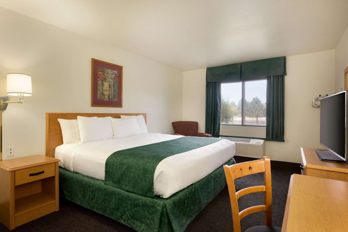 Travelodge by Wyndham Alpine photo 2