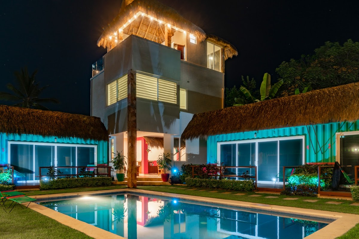 Núiya Hoteles, Centro