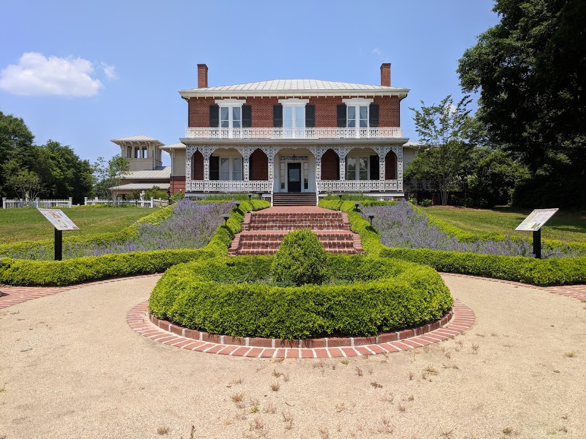 Lyndon House Arts Center