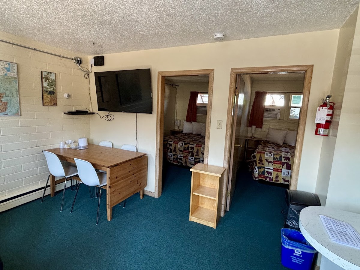 Bear Mountain Motel photo 3