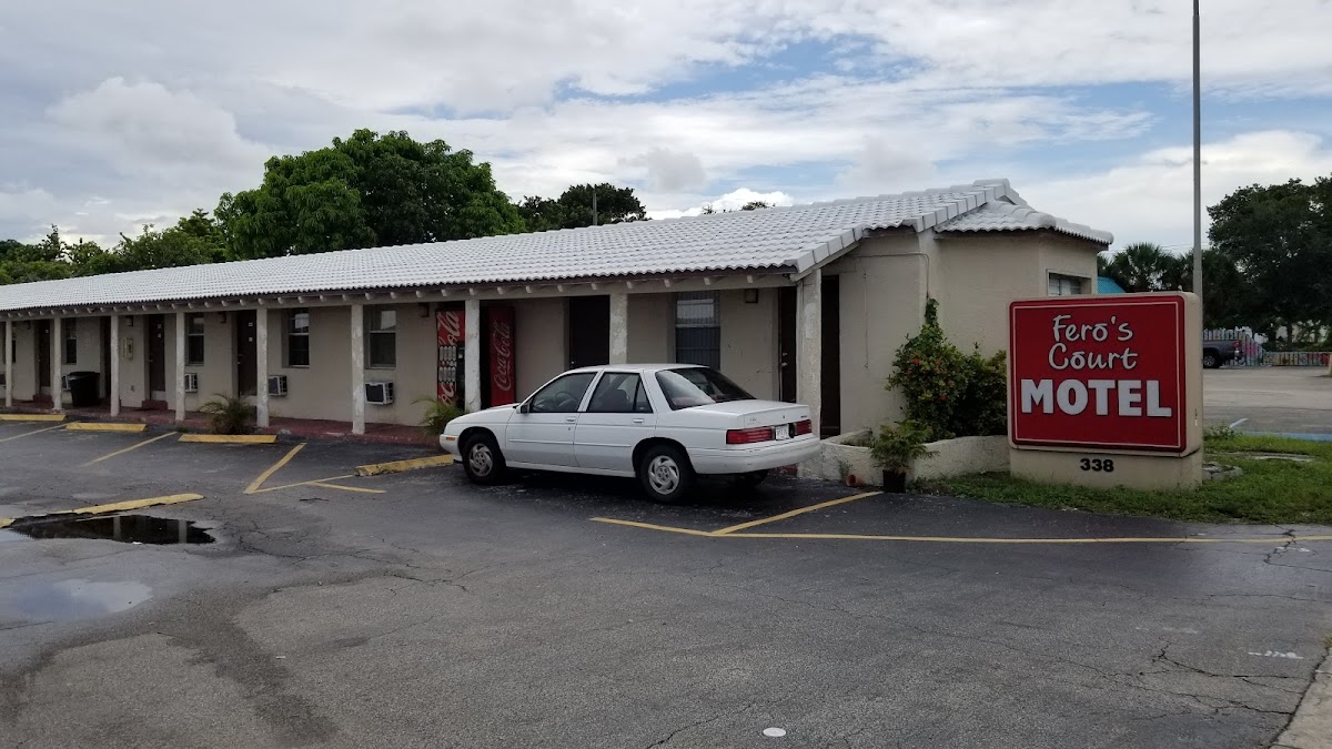 Fero's Court Motel