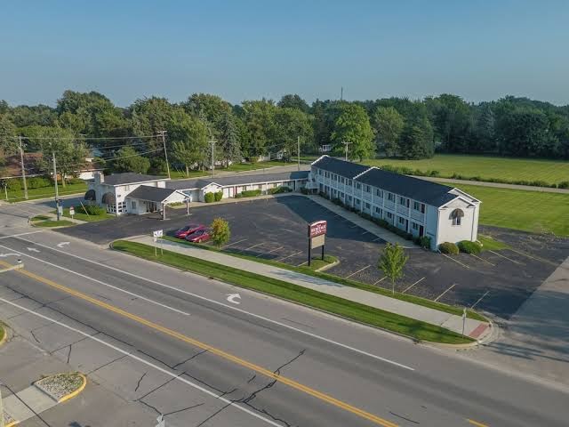 Thumb Heritage Inn