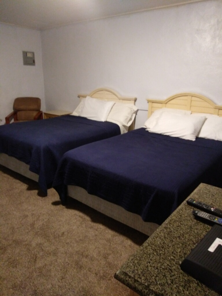 Blue Water Courts Motel