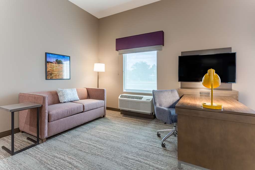 Hampton Inn & Suites Guymon photo 2