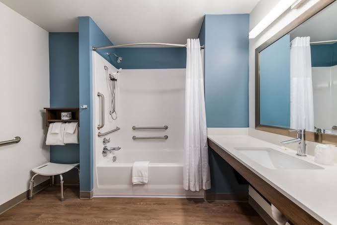 WoodSpring Suites Austin South Central I-35 photo 2
