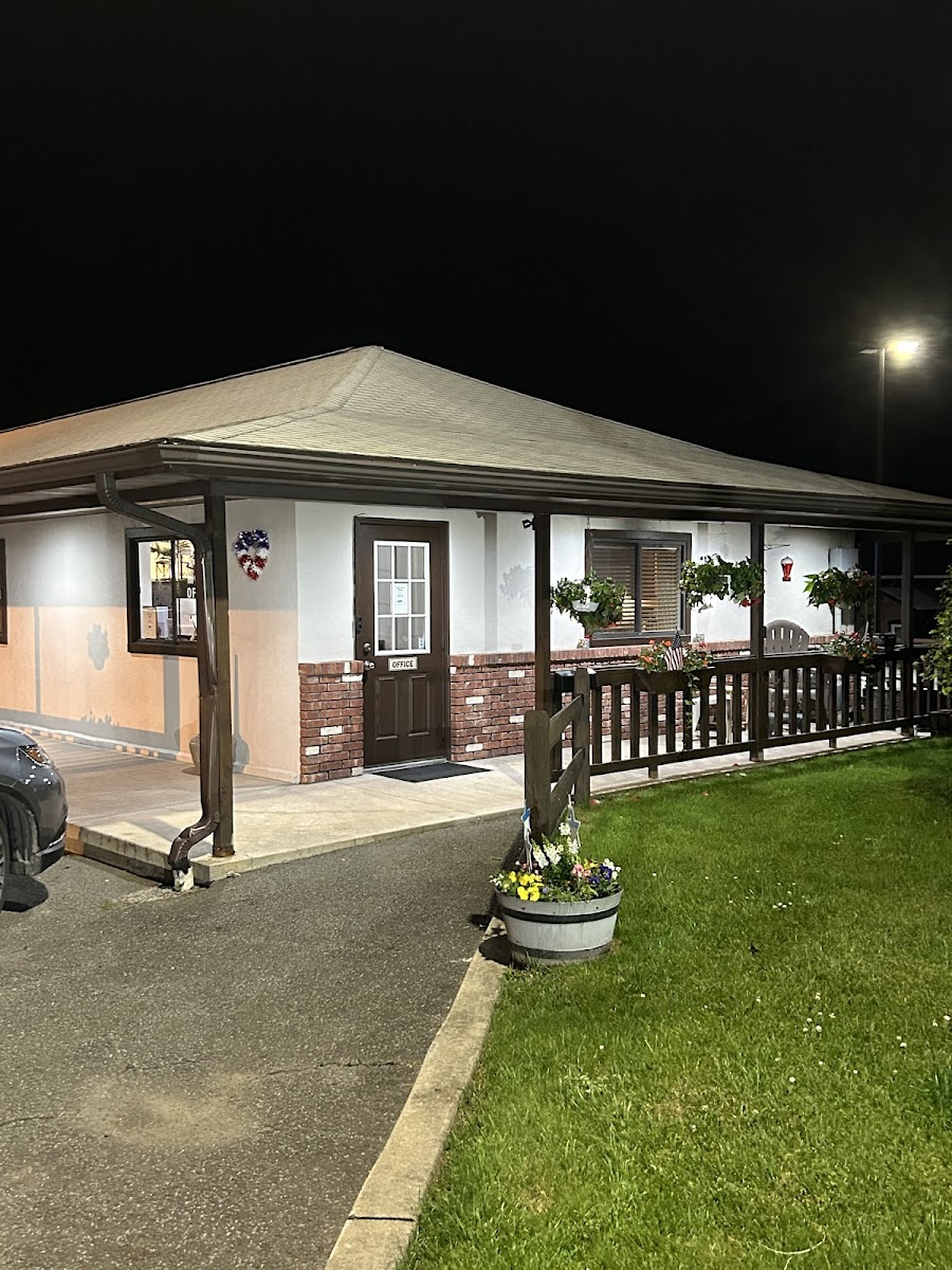 Upper Delaware Inn