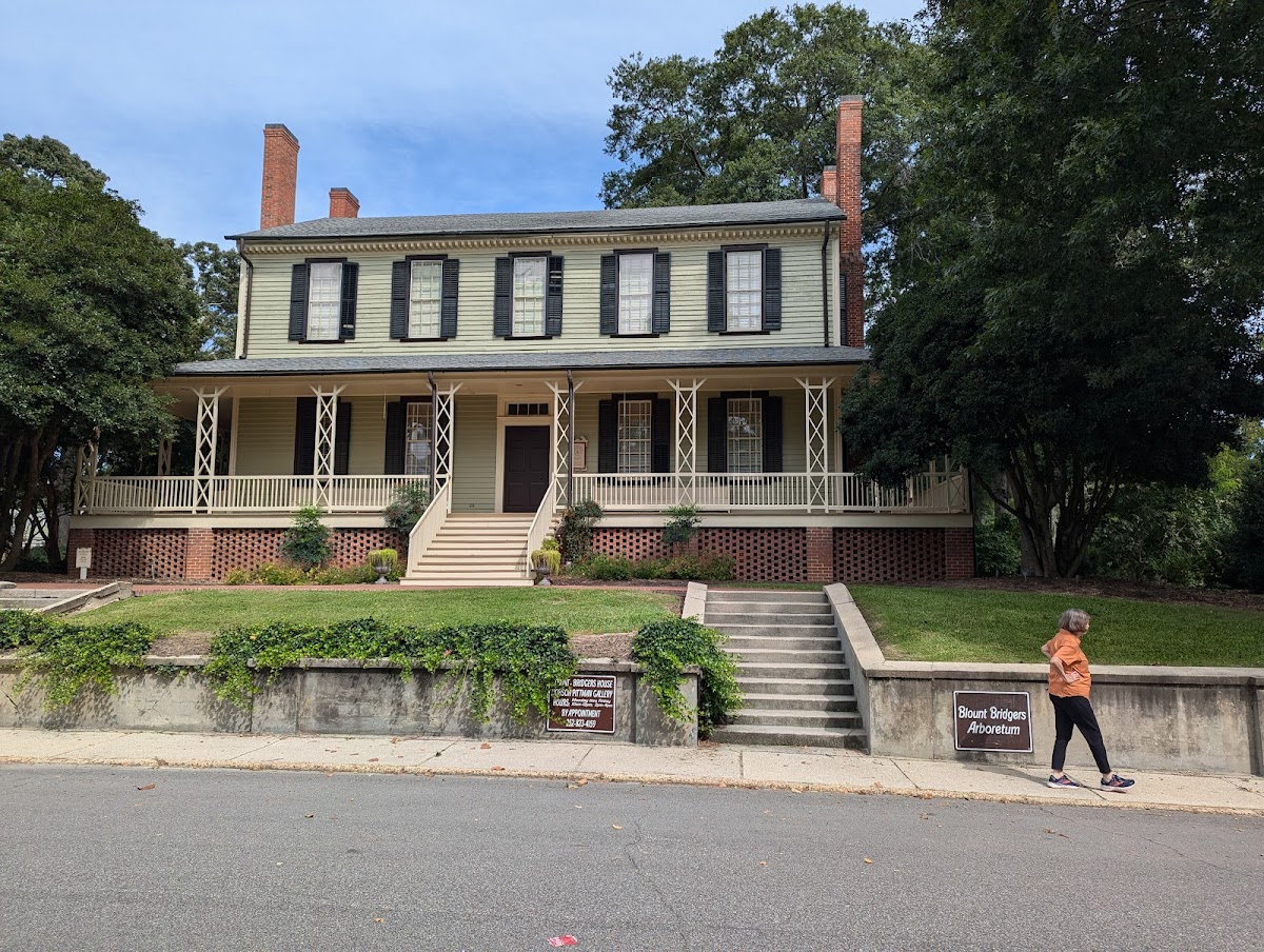 Blount-Bridgers House and Hobson Pittman Memorial Gallery