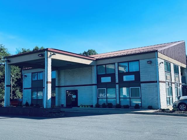 Excel Inn & Suites photo 3