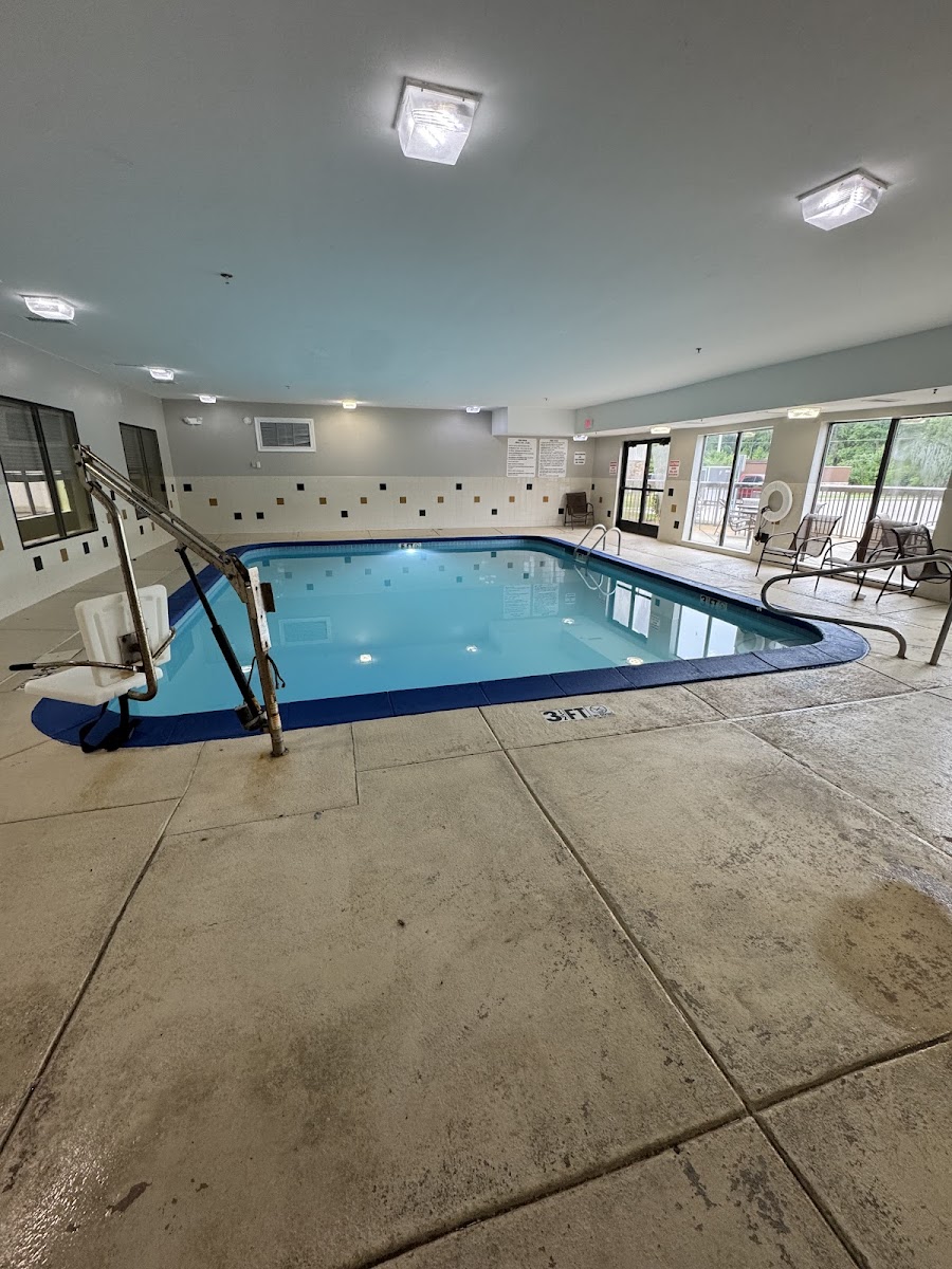 Larkspur Landing Hotel South Bend photo 3