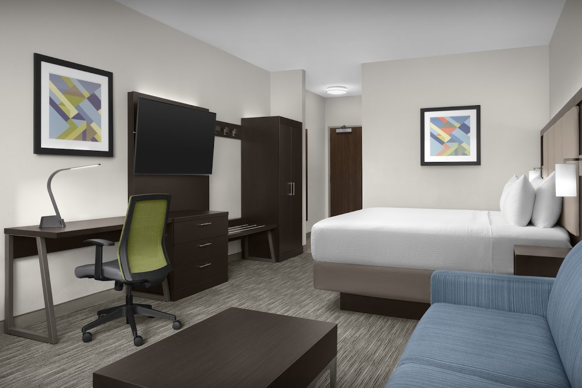 Holiday Inn Express & Suites Birmingham - Homewood by IHG photo 2