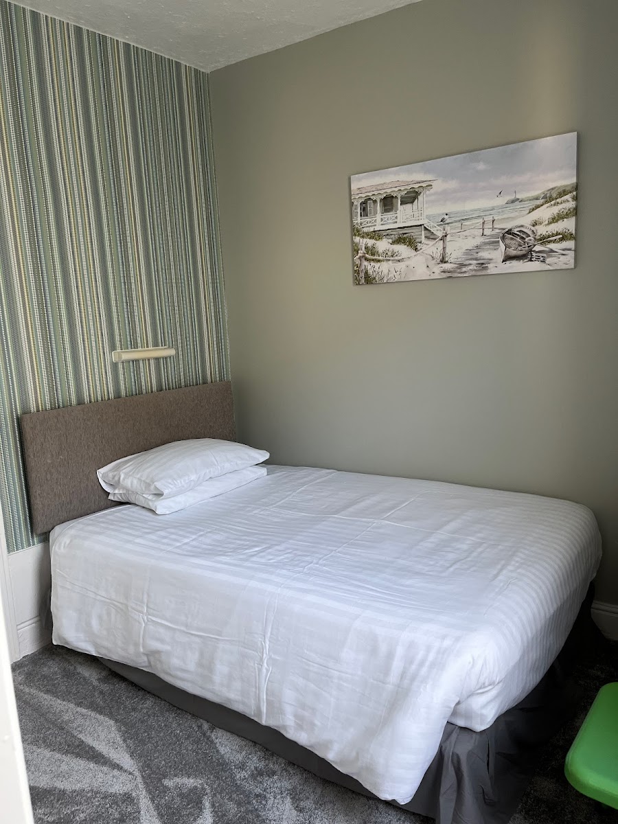California Guest House photo 2