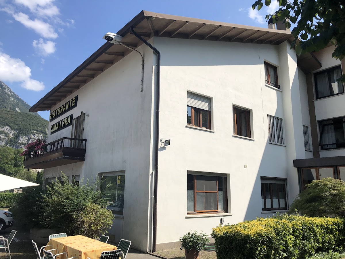 Albergo Ristorante Cima I Pra'
