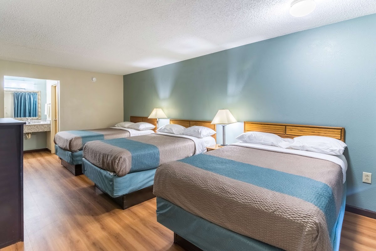 Motel 6 Kenly, NC photo 2