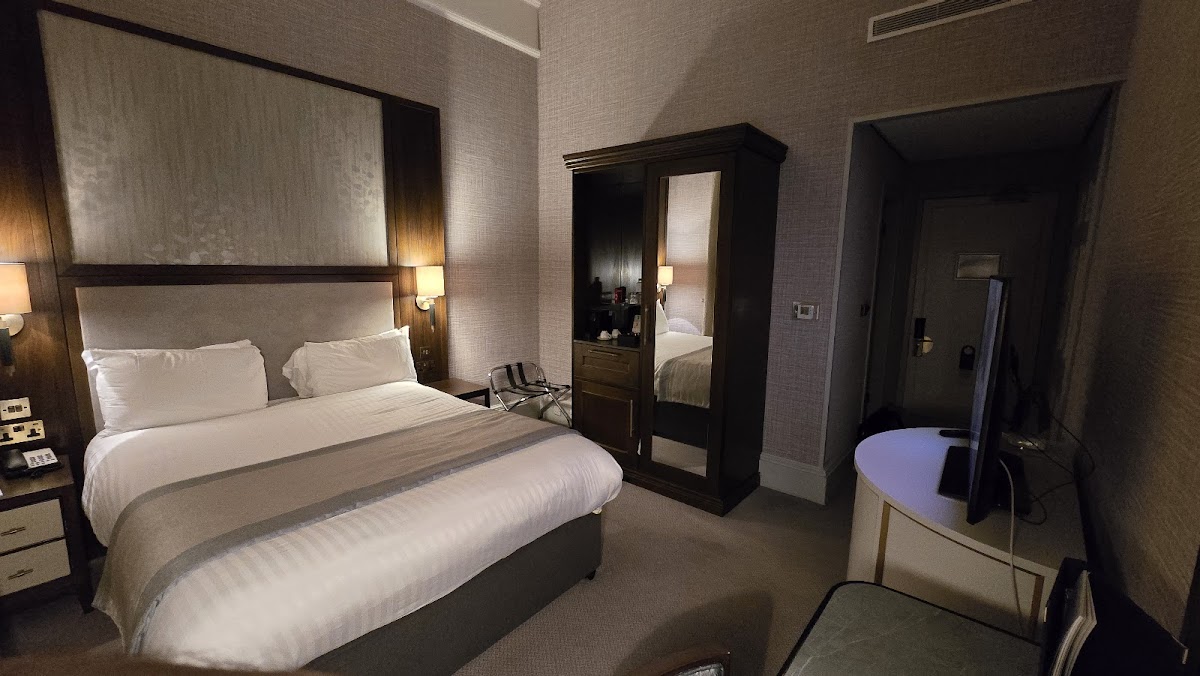 The Midlands Hotel & Bar photo 2