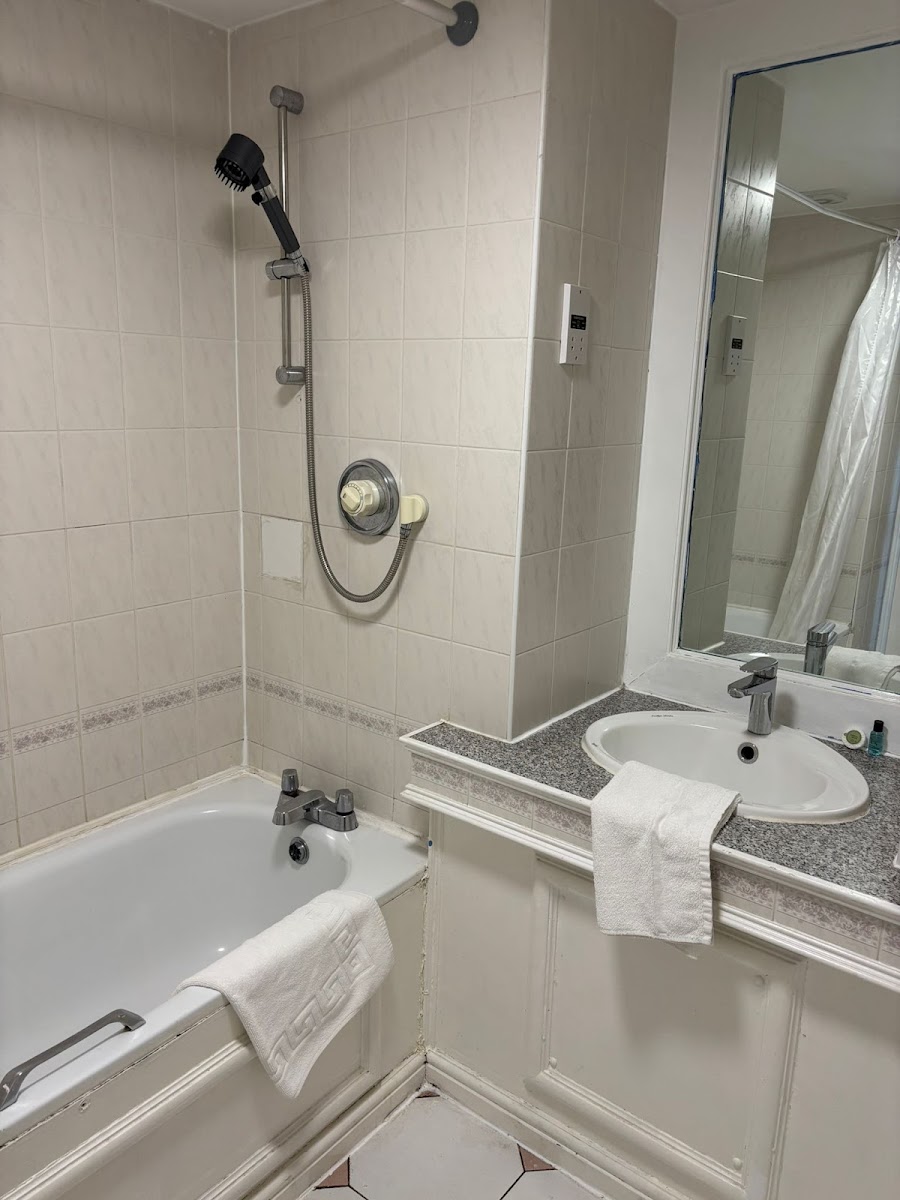 The Midlands Hotel & Bar photo 3