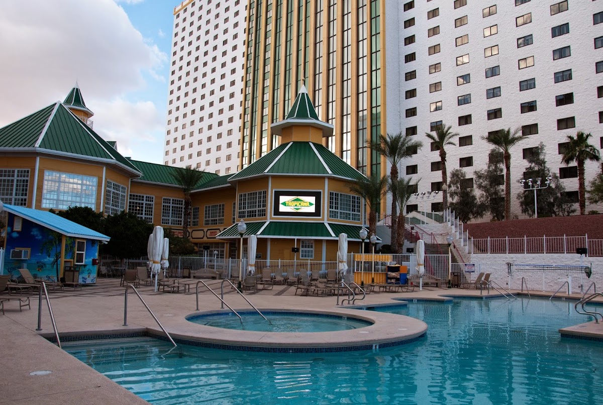 Tropicana Laughlin - A Caesars Rewards Destination photo 3