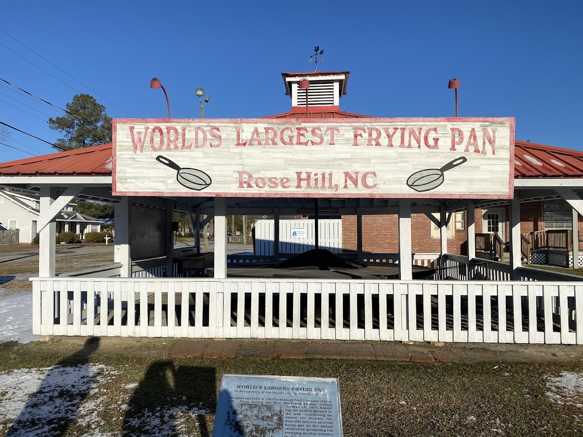 World's Largest Frying Pan