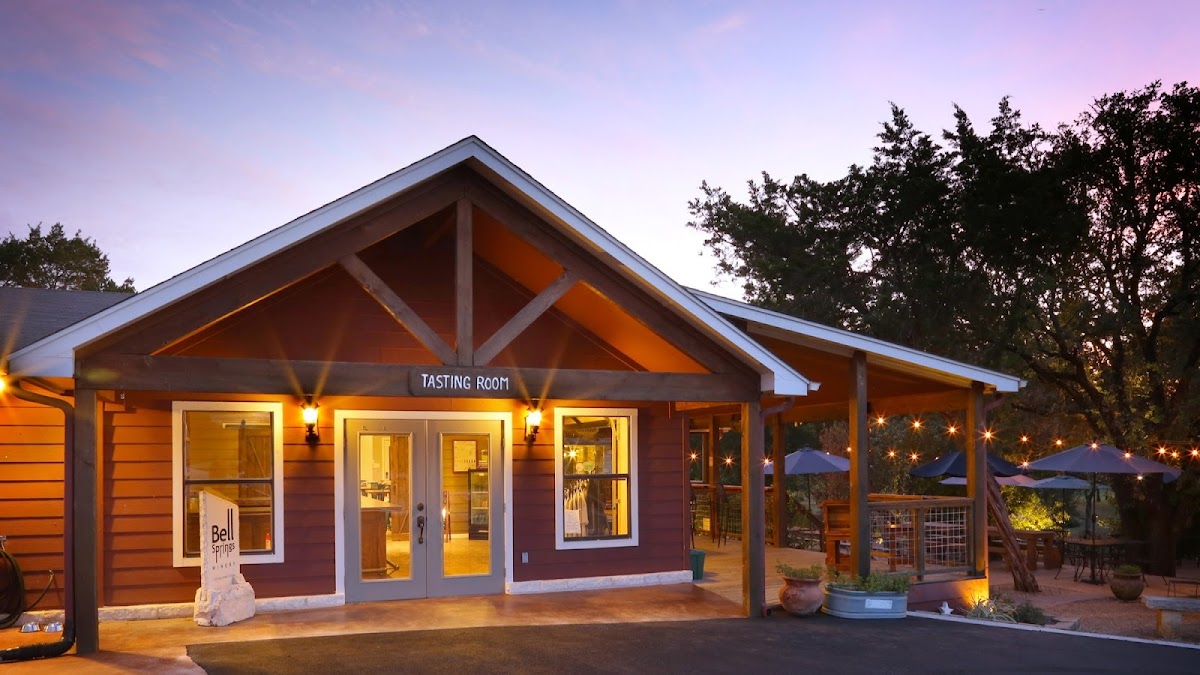 Bell Springs Winery & Brewery