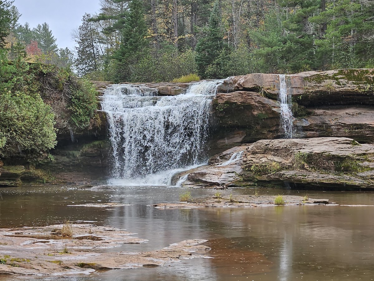O Kun-de-kun Falls