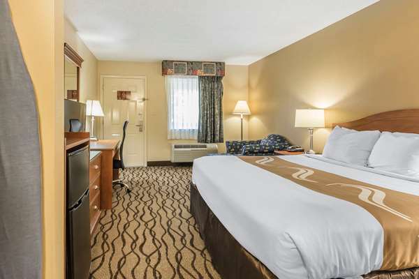 The RiverStone Hotel Charleston - Sikeston photo 2