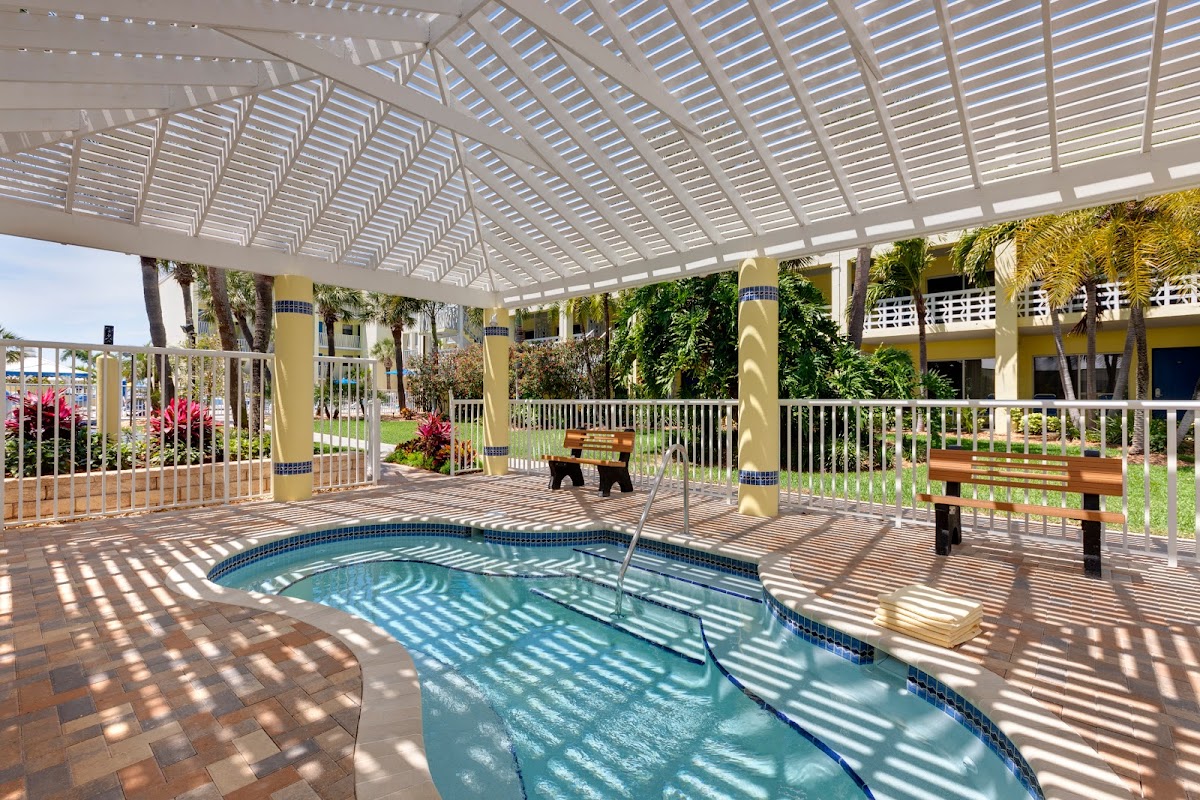 Alden Suites - A Beachfront Resort photo 3