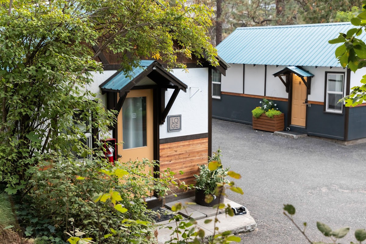 LOGE Leavenworth Riverside Cabins photo 2
