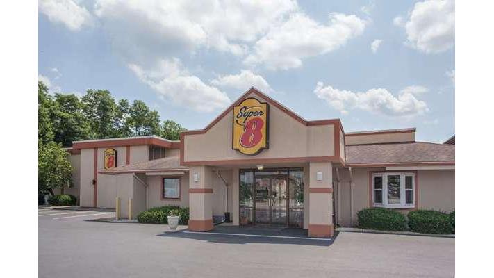 Super 8 by Wyndham Carlisle North