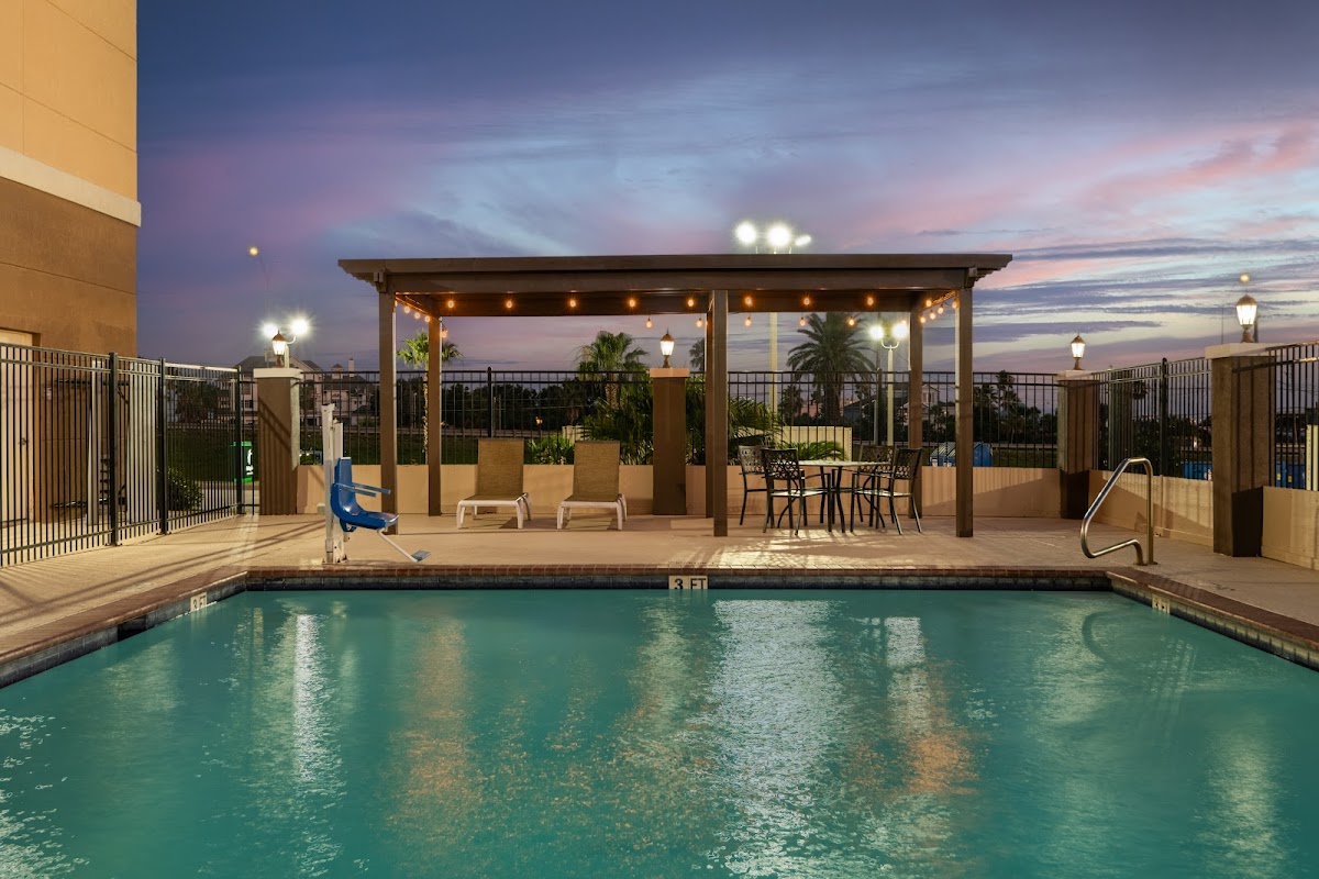 Holiday Inn Galveston Island, an IHG Hotel photo 3