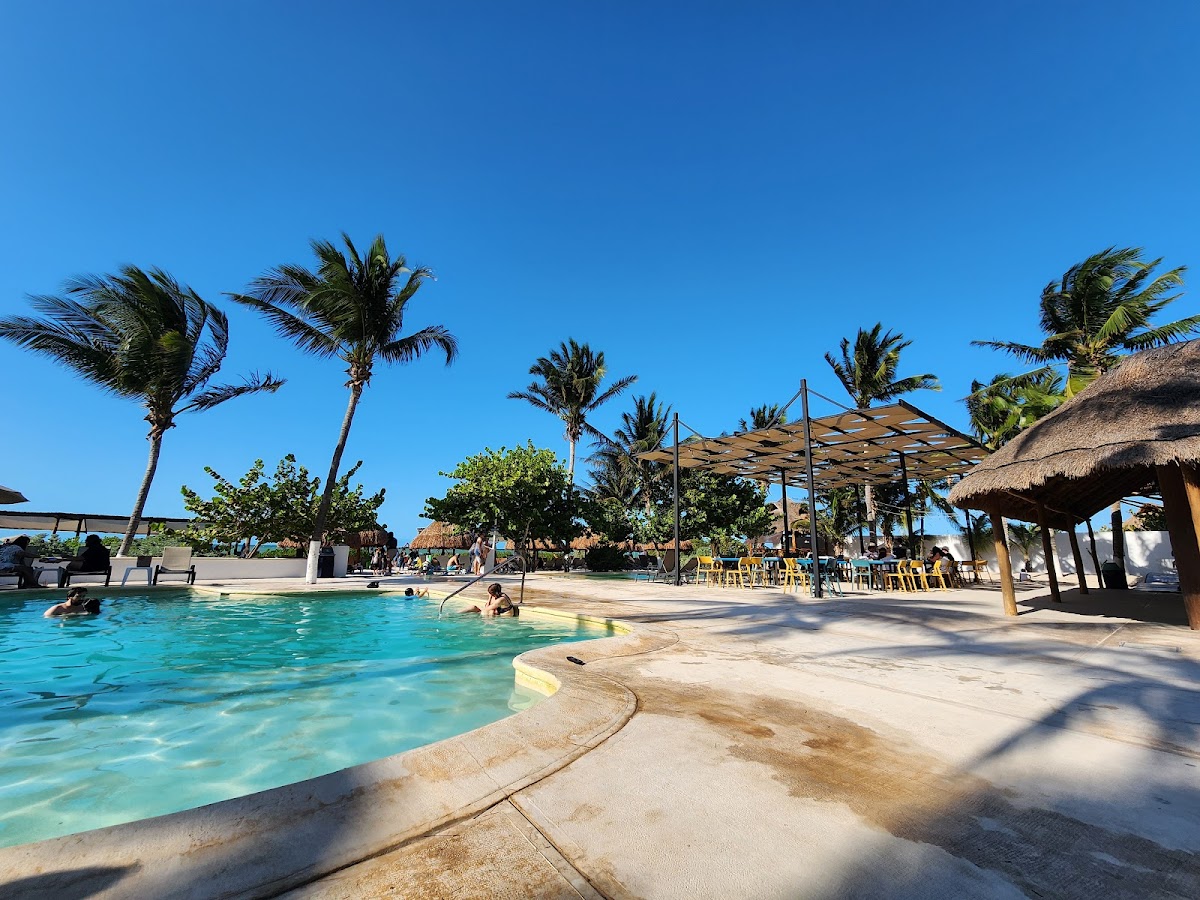Kokomo Beach Club