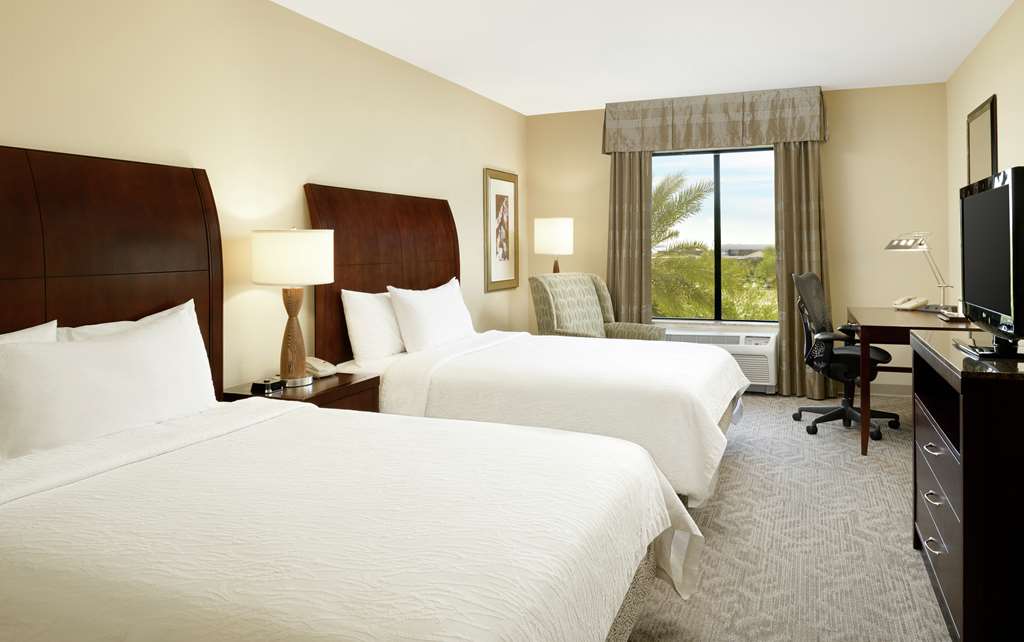 Hilton Garden Inn Phoenix North Happy Valley photo 2