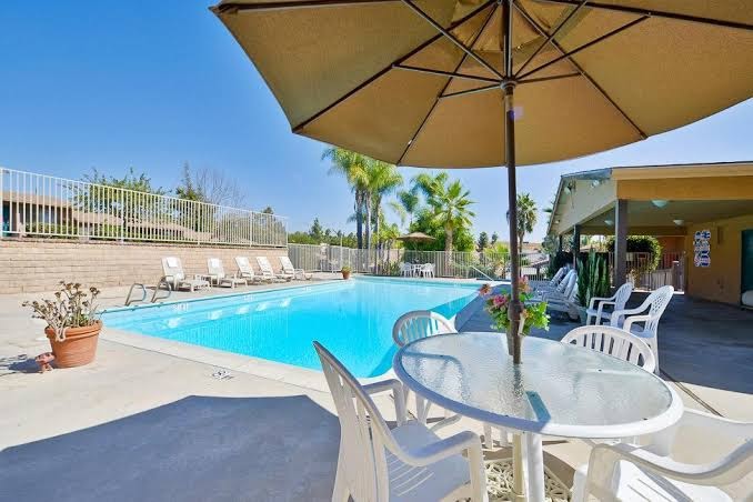 Rodeway Inn Fallbrook Downtown photo 3