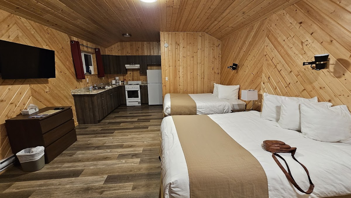 Northern Rockies Lodge photo 2