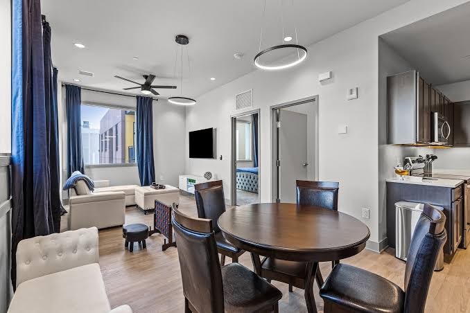 175 LEX photo 3