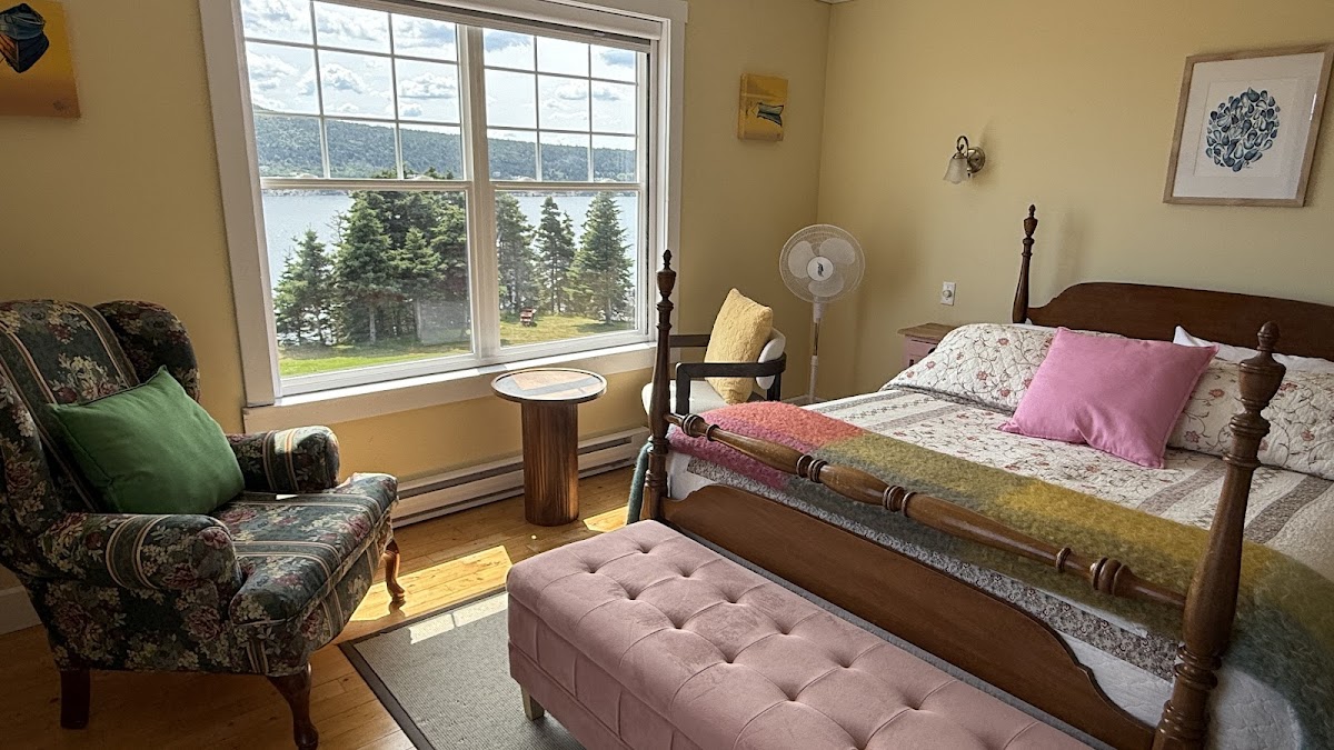 The Bread & Cheese Country Inn photo 2