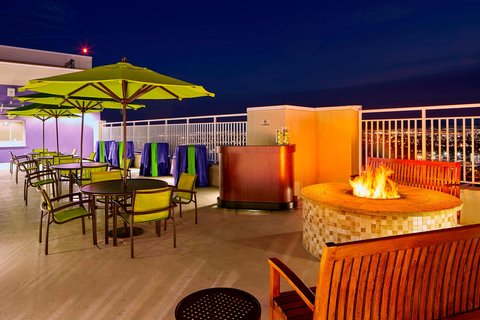 SpringHill Suites by Marriott Las Vegas Convention Center