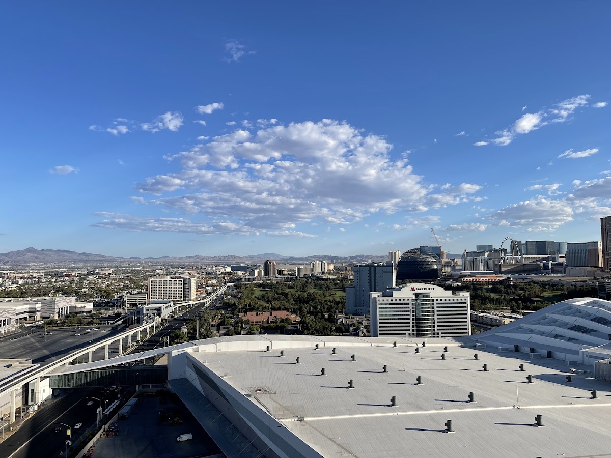 SpringHill Suites by Marriott Las Vegas Convention Center photo 3