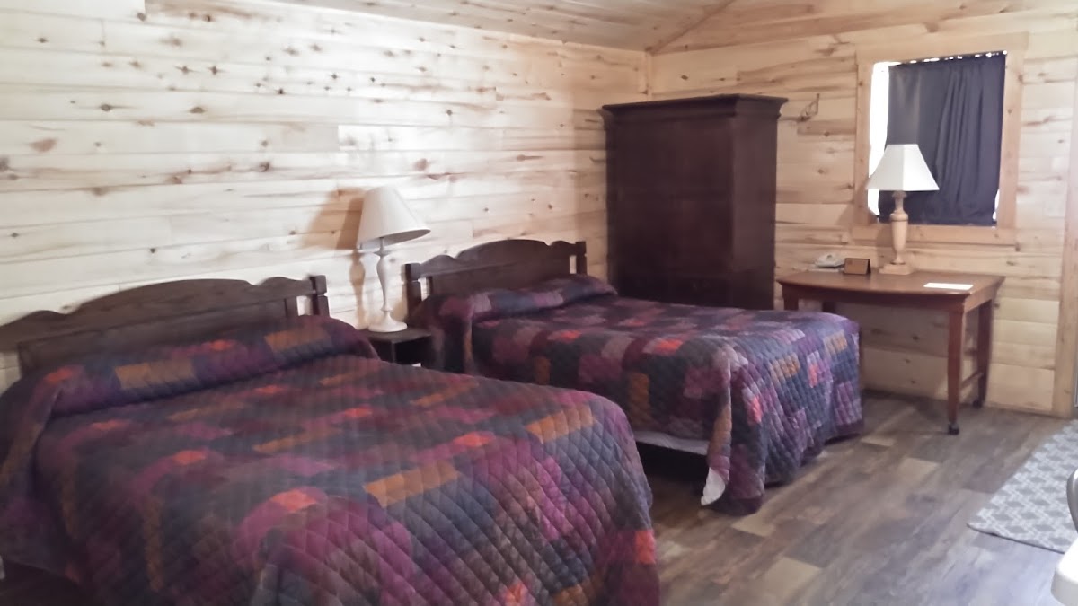 Mustang Motel photo 2