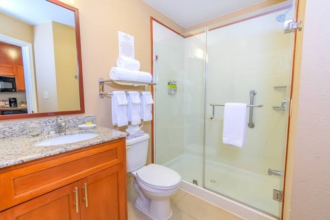 Candlewood Suites Houston I-10 East, an IHG Hotel photo 3