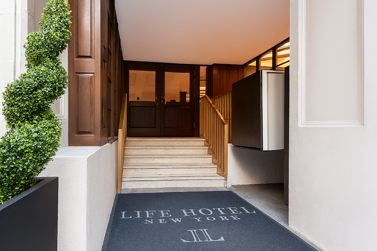 Life Hotel New York