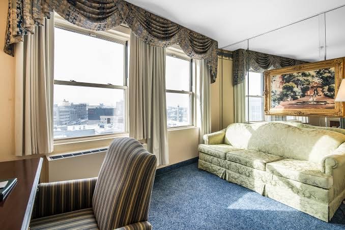 DoubleTree by Hilton Utica photo 3