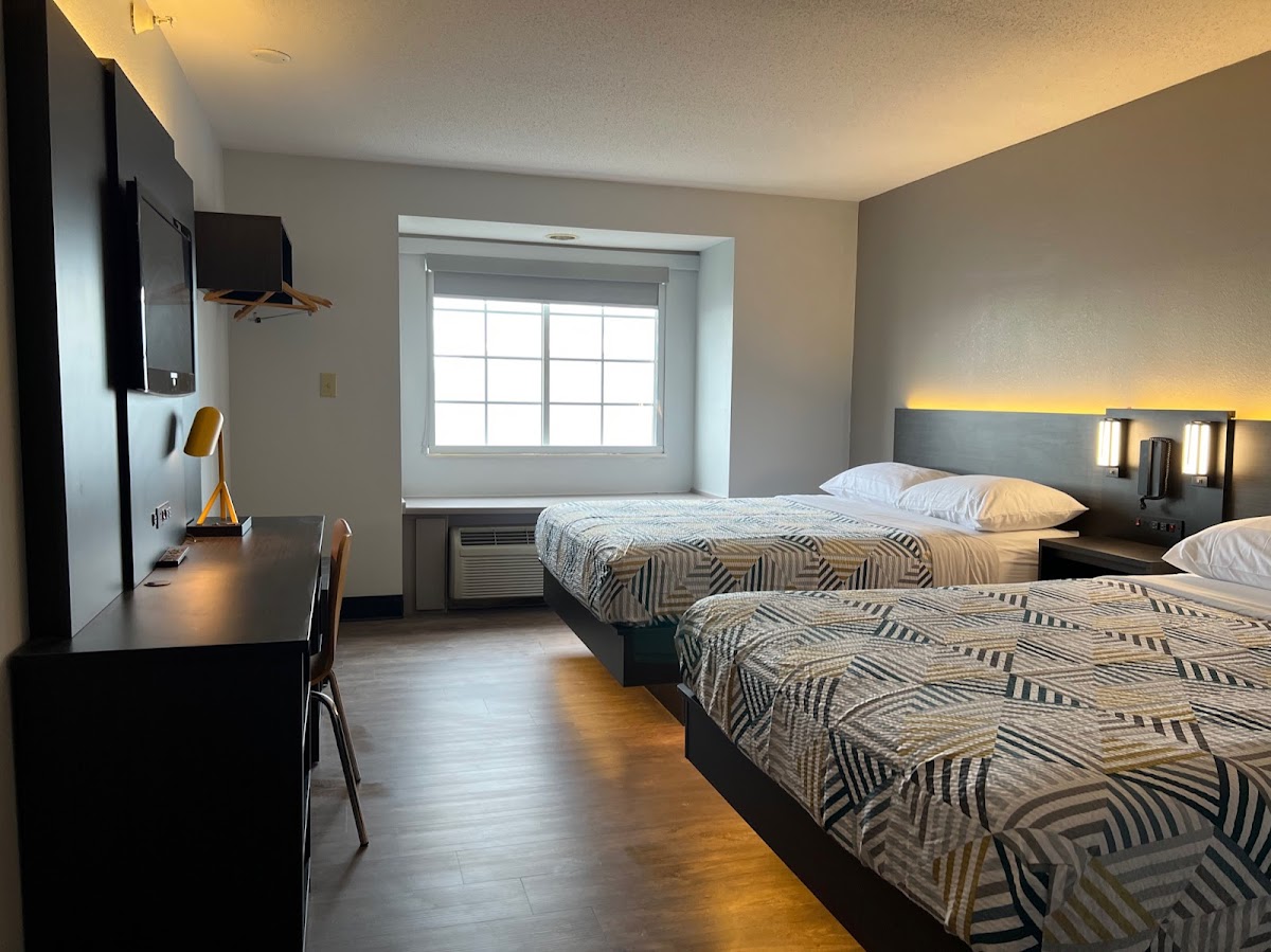 Motel 6 Indianapolis, IN - Carmel photo 2