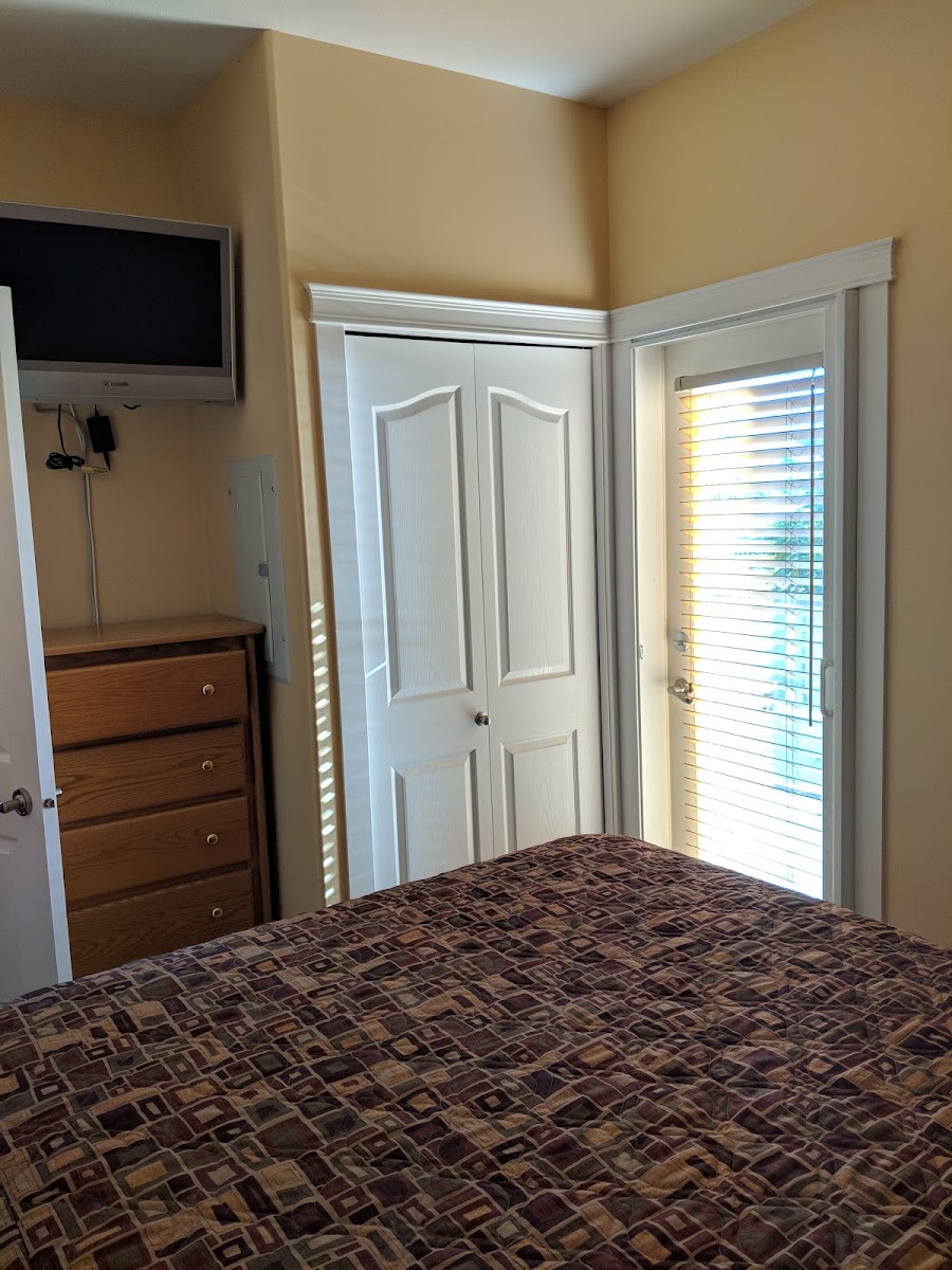 Desert Surfside Waterfront Accommodations photo 2